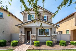 1055 S Reber Avenue, Gilbert, AZ 85296