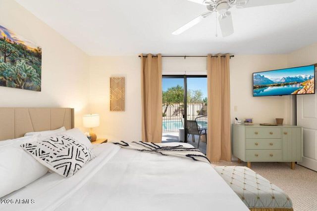 8742 E SAN DANIEL Drive, Scottsdale, AZ 85258