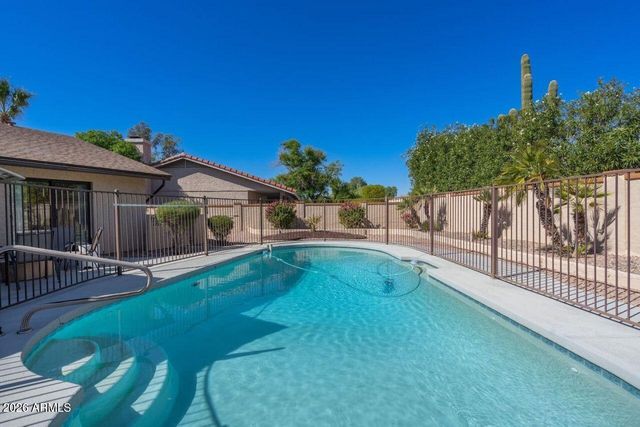 8742 E SAN DANIEL Drive, Scottsdale, AZ 85258
