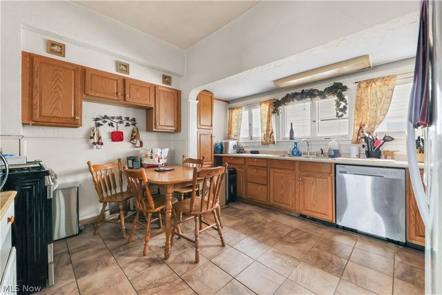 4202 Albertly Avenue, Parma, OH 44134