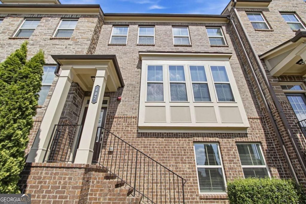 402 Montclair Court, Woodstock, GA 30188 — exterior