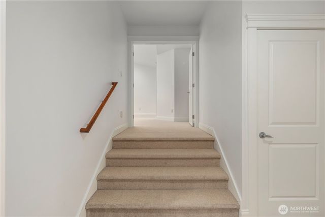 10407 NE 17th Street, Bellevue, WA 98004