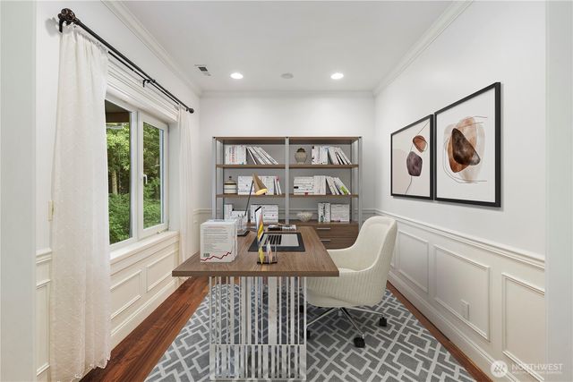 10407 NE 17th Street, Bellevue, WA 98004