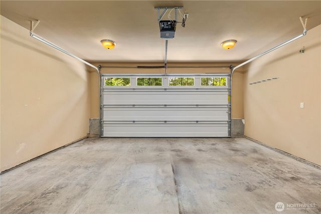 10407 NE 17th Street, Bellevue, WA 98004