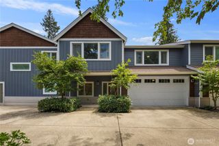 10407 NE 17th Street, Bellevue, WA 98004