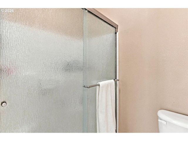 906 N 9TH Way, Ridgefield, WA 98642