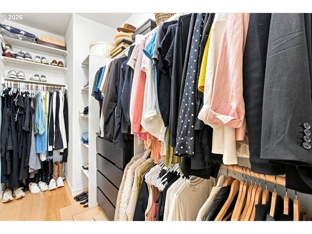 906 N 9TH Way, Ridgefield, WA 98642