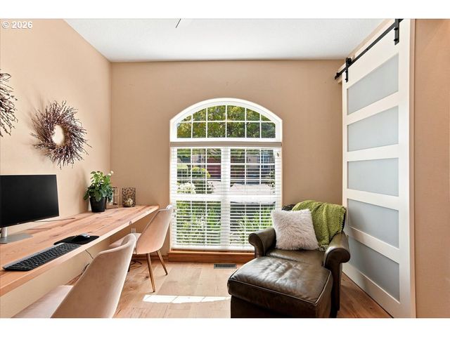 906 N 9TH Way, Ridgefield, WA 98642