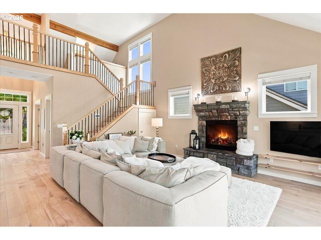906 N 9TH Way, Ridgefield, WA 98642
