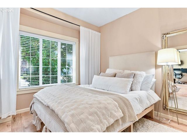 906 N 9TH Way, Ridgefield, WA 98642
