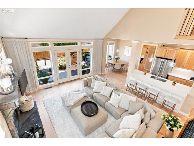 906 N 9TH Way, Ridgefield, WA 98642