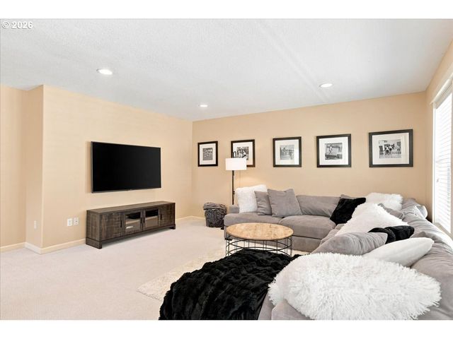 906 N 9TH Way, Ridgefield, WA 98642
