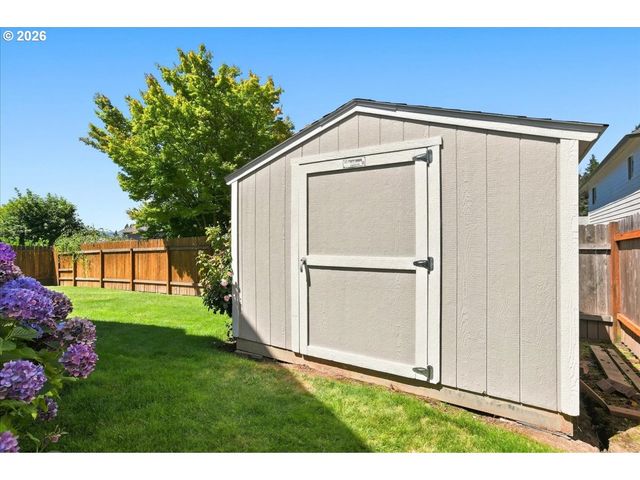 906 N 9TH Way, Ridgefield, WA 98642