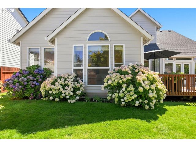 906 N 9TH Way, Ridgefield, WA 98642