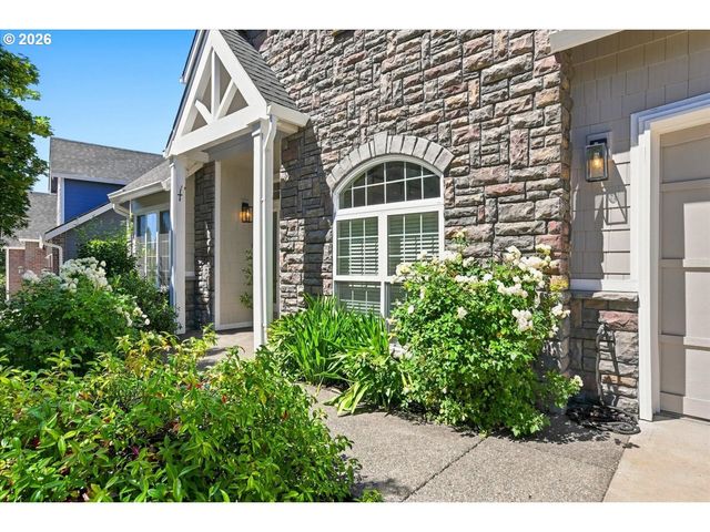906 N 9TH Way, Ridgefield, WA 98642