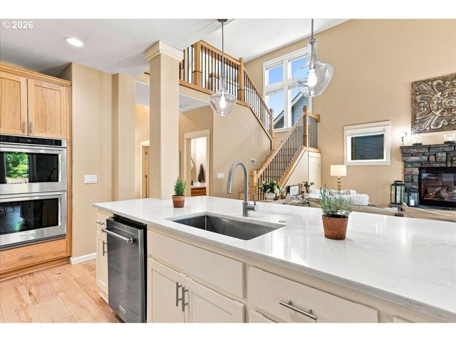 906 N 9TH Way, Ridgefield, WA 98642