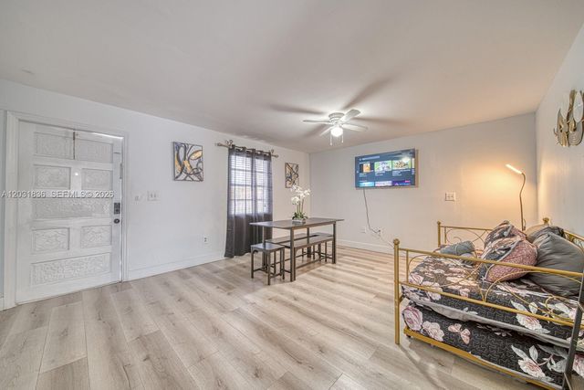 7622 SW 21st Street 7622, Miami, FL 33155
