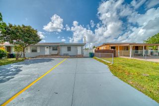 7622 SW 21st Street 7622, Miami, FL 33155