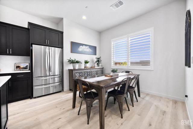 1125 Brookline Lane, Bakersfield, CA 93314