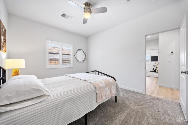 1125 Brookline Lane, Bakersfield, CA 93314