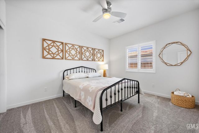 1125 Brookline Lane, Bakersfield, CA 93314