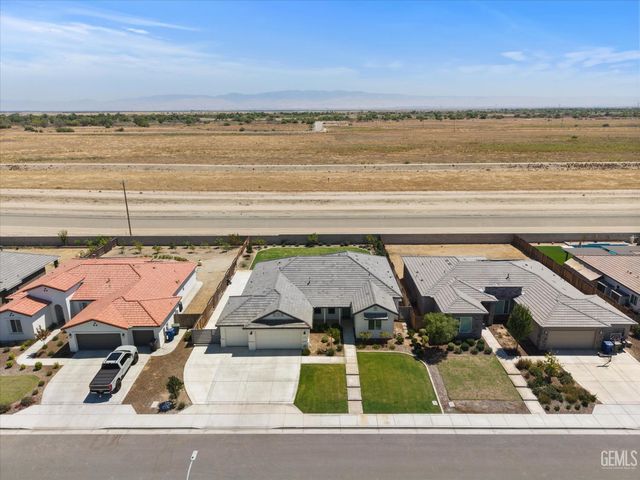 1125 Brookline Lane, Bakersfield, CA 93314