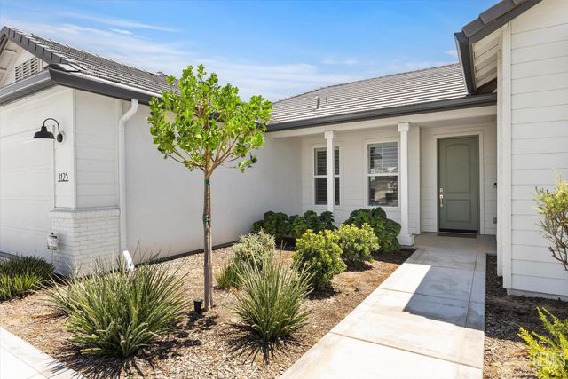 1125 Brookline Lane, Bakersfield, CA 93314