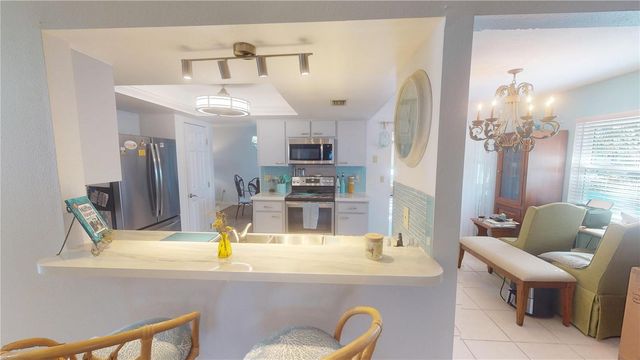 3110 57TH AVENUE CIRCLE E, Bradenton, FL 34203