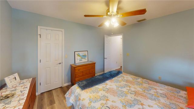 3110 57TH AVENUE CIRCLE E, Bradenton, FL 34203