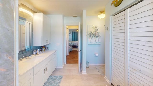 3110 57TH AVENUE CIRCLE E, Bradenton, FL 34203