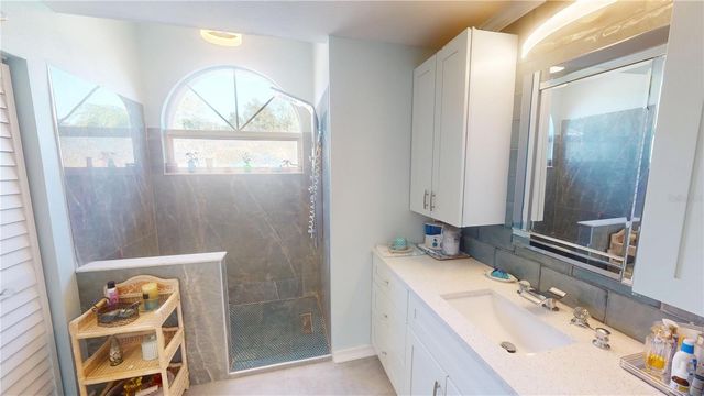 3110 57TH AVENUE CIRCLE E, Bradenton, FL 34203