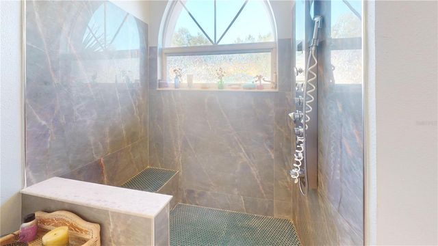 3110 57TH AVENUE CIRCLE E, Bradenton, FL 34203