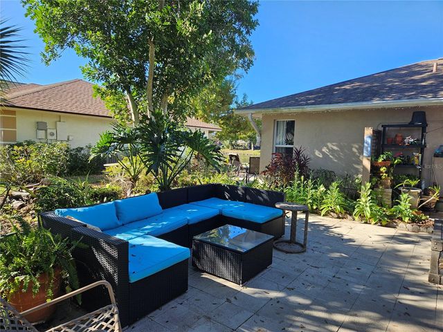 3110 57TH AVENUE CIRCLE E, Bradenton, FL 34203