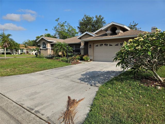 3110 57TH AVENUE CIRCLE E, Bradenton, FL 34203