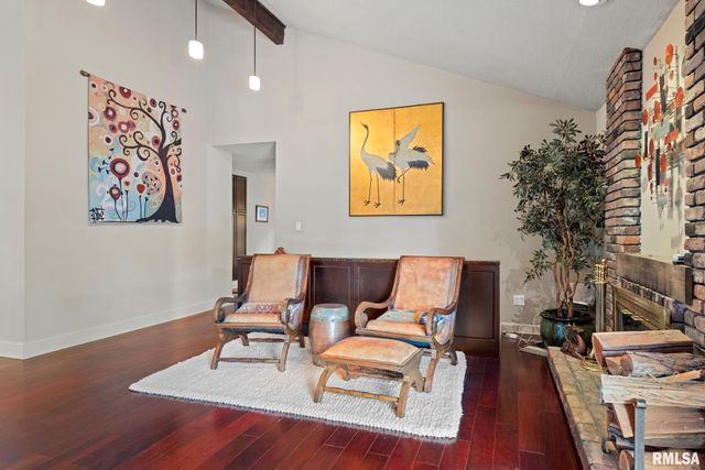 304 Carobeth Circle, Jacksonville, IL 62650