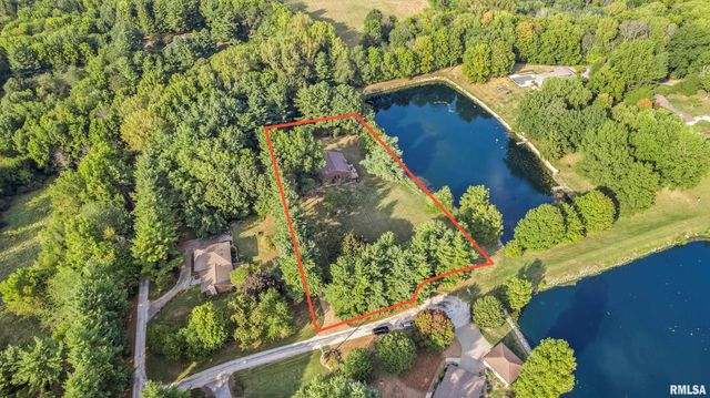 304 Carobeth Circle, Jacksonville, IL 62650