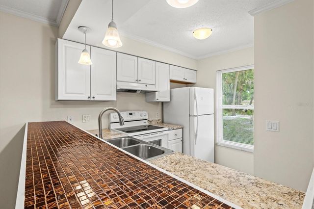 4631 SUMMERWIND DRIVE 16, Sarasota, FL 34234
