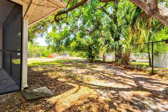 4631 SUMMERWIND DRIVE 16, Sarasota, FL 34234