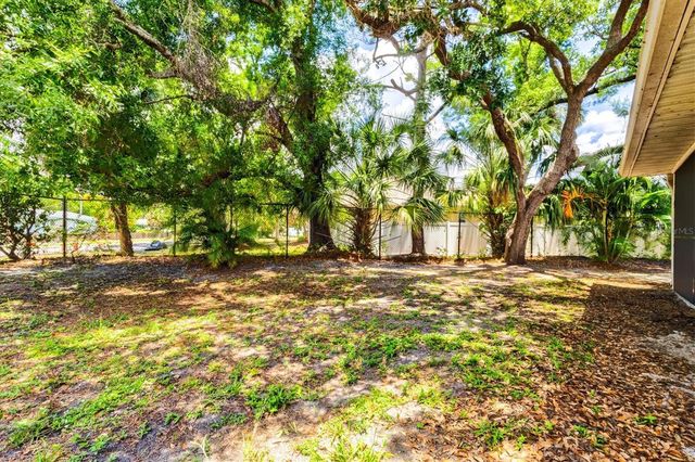4631 SUMMERWIND DRIVE 16, Sarasota, FL 34234
