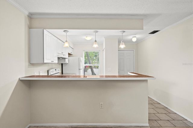 4631 SUMMERWIND DRIVE 16, Sarasota, FL 34234