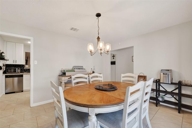 17115 Bougainvilla Lane, Friendswood, TX 77546