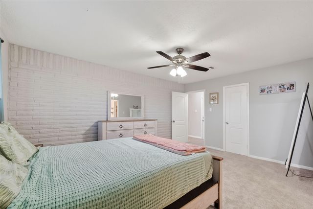 17115 Bougainvilla Lane, Friendswood, TX 77546