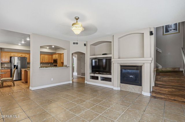 524 BREWSTER Place, El Paso, TX 79928