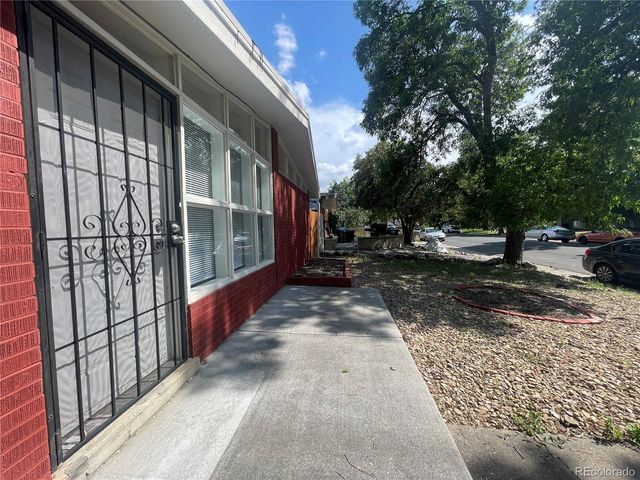 1930 Dallas Street, Aurora, CO 80010