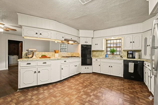 2315 Leffingwell Street, Houston, TX 77026