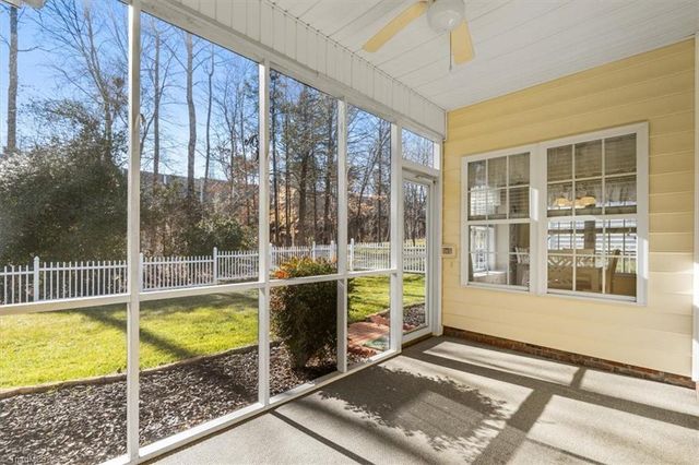 118 Riverwalk Lane, Jamestown, NC 27282