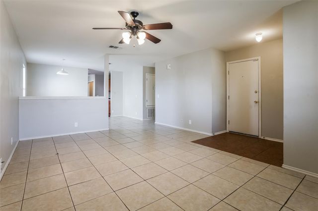 5813 Wideleaf DR, Austin, TX 78724