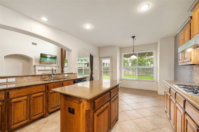 9616 Barksdale Drive, Fort Worth, TX 76244