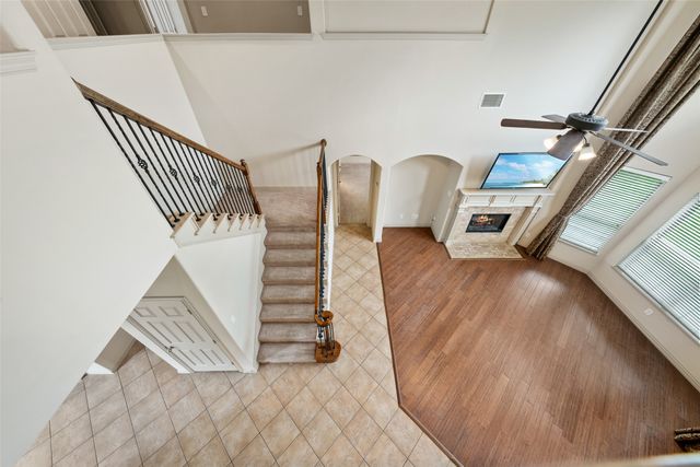 9616 Barksdale Drive, Fort Worth, TX 76244