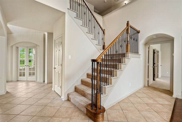 9616 Barksdale Drive, Fort Worth, TX 76244